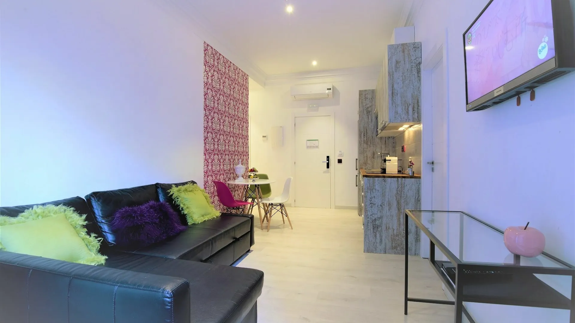 Dreamkeys Apartments & Suites Barcelona 3*,