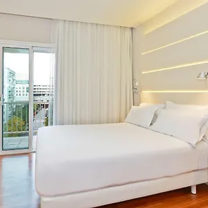 Szálloda Nh Les Corts, Barcelona
