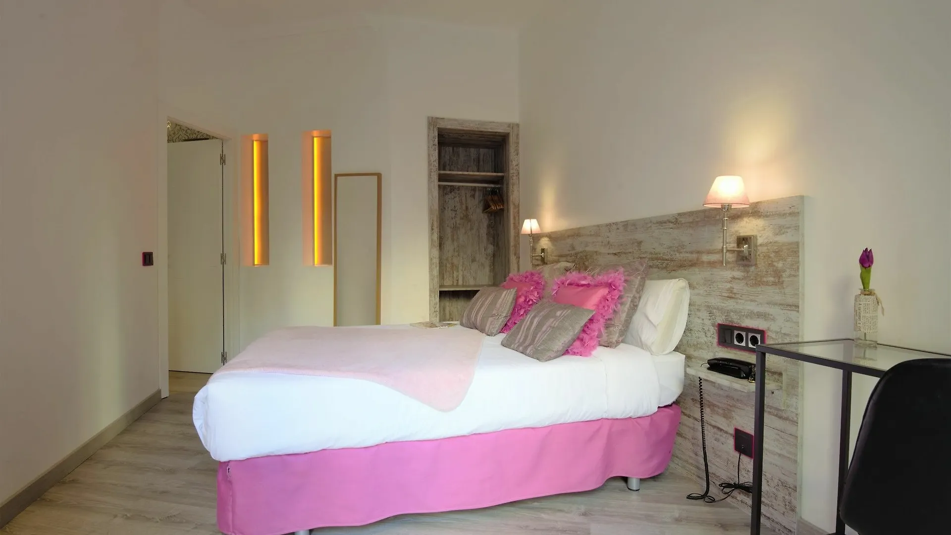 Hotel Dreamkeys Apartments & Suites Barcelona