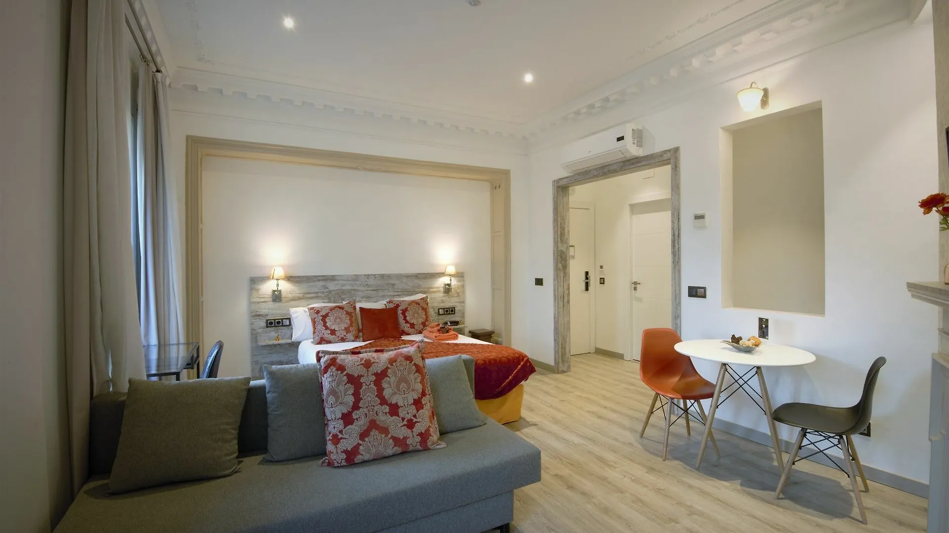 ברצלונה Dreamkeys Apartments & Suites 3*,  ספרד